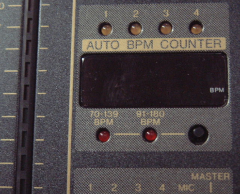 Pioneer DJM600 Beatcounter