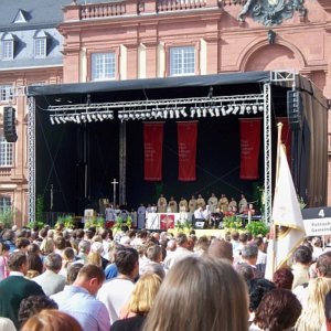 Event mit Trailerbühne