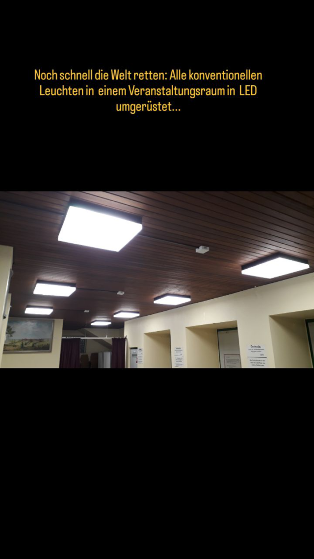 Noch schnell die Welt retten: Alle konventionellen Leuchten in einem Veranstaltungsraum in LED umgerüstet, das ergibt enorme Stromkosten-Ersparnis und CO2 Minderung und besseres Licht...
:
:
:
 #igersludwigshafen  #festinstallation #meisterbetrieb #beleuchtungstechnik  #ledbeleuchtung #Veranstaltungtechnik#powerrentveranstaltungstechnik #deinludwigshafen #meisterpetri  #ludwigshafengram #powerrentludwigshafen  #ledumrüstung #beleuchtungskonzept