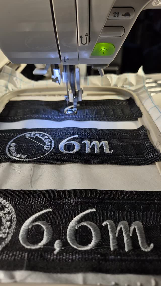 Veranstaltungstechnik ist vielfältig: Markierungs- Bühnenband für Aushänge ( Theatervorhänge) sticken...
#meister #lovemyjob #veranstaltungstechnik #ludwigshafengram